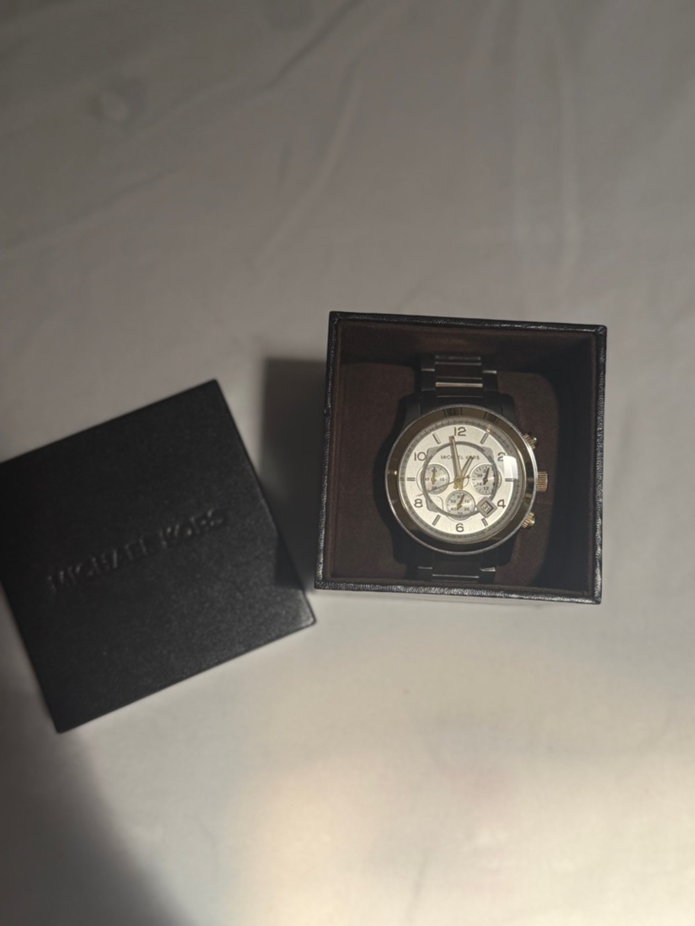 Michael Kors watch - Picture 2 of 4